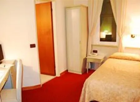 Rosa Dei Venti Леричи