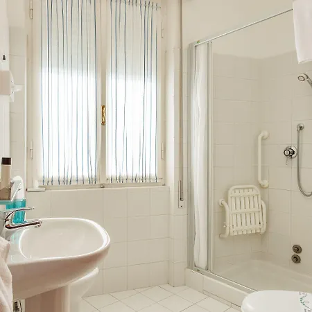 罗莎德温提酒店 3*