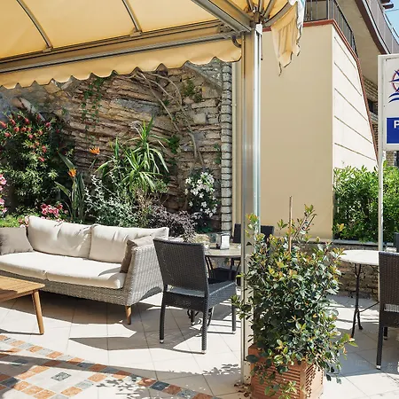 Rosa Dei Venti 3* Lerici