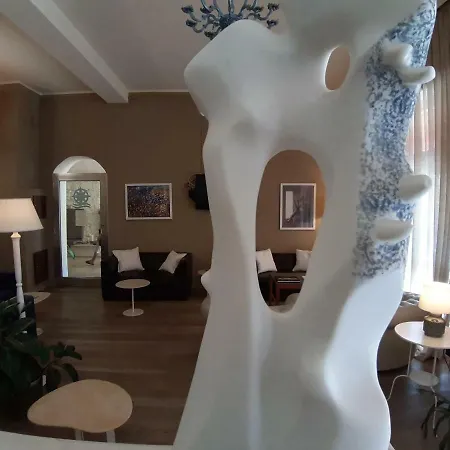 罗莎德温提酒店